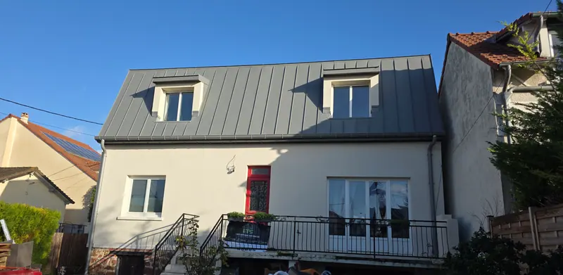 La maison surélevée, côté jardin (Extension et aménagement intérieur, Eaubonne)