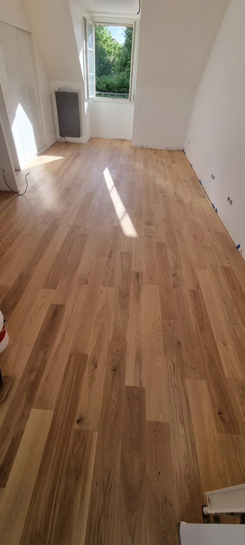 Le parquet dans la chambre (Pose de parquet à l’étage, Margency)