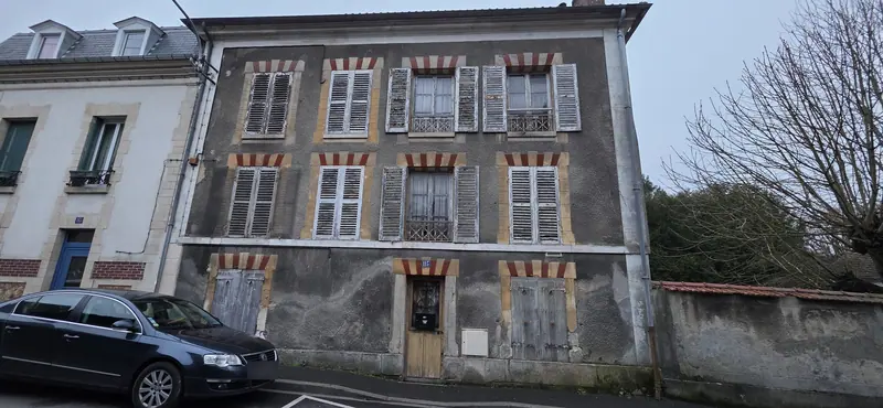 La façade principale avant travaux (Ravalement de façades, Parmain)